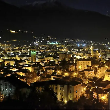 Bella Happy Apartamento Sondrio